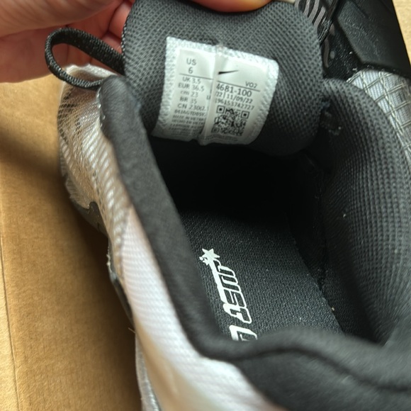 NIKE | Metcon Premium 8 - Picture 7 of 7